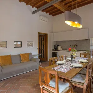 Classy - Hosted By Sweetstay , Florence Italy